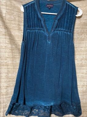 XL Sleeveless Top